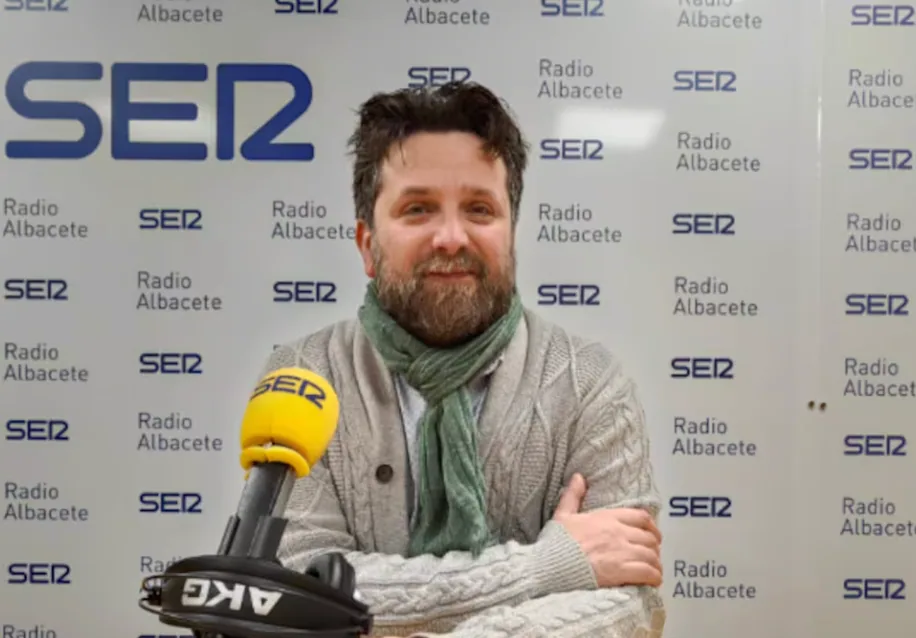 Dr. Álvaro Vírseda en los estudios de SER Albacete